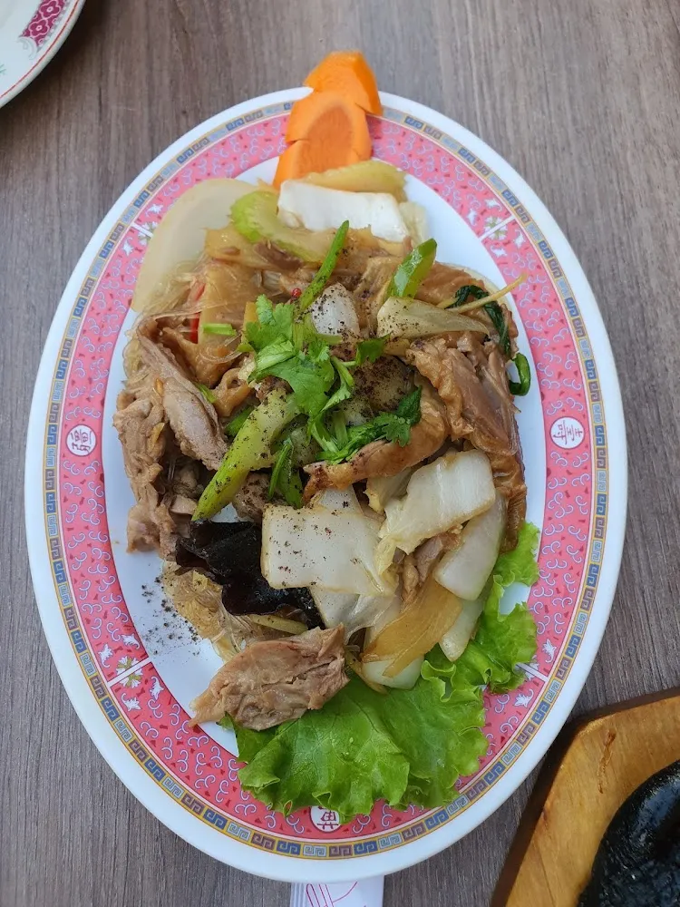 Canard Laqué Légumes Sautés Vermicelles de Riz